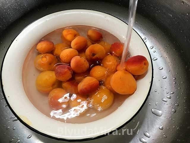 Варенье из абрикосов без косточек дольками