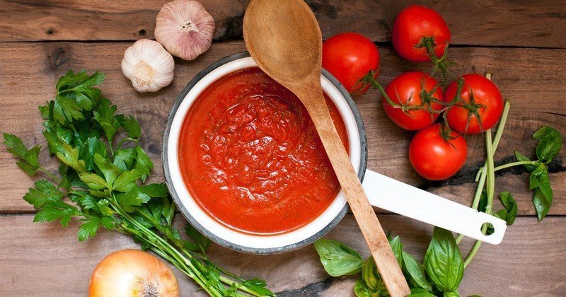 Соус с кинзой для шашлыка с томатной пастой