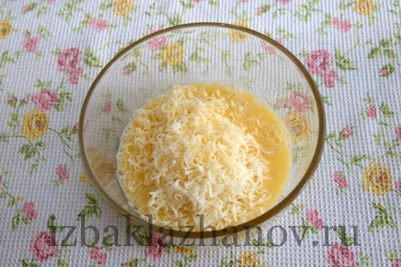 Сыр на терке чеснок майонез