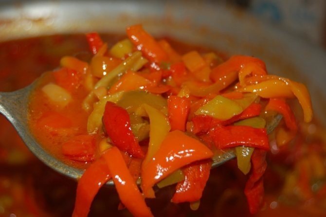 Перец лечо в томатном соке