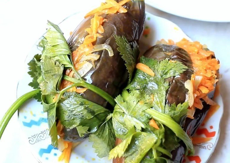 Баклажаны фаршированные морковью по-корейски