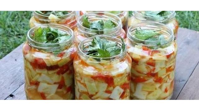 Салат на зиму из огурцов и помидоров — самые вкусные рецепты домашней консервации