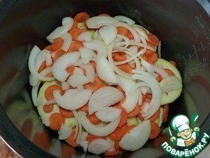 Голени в мультиварке с луком и морковкой